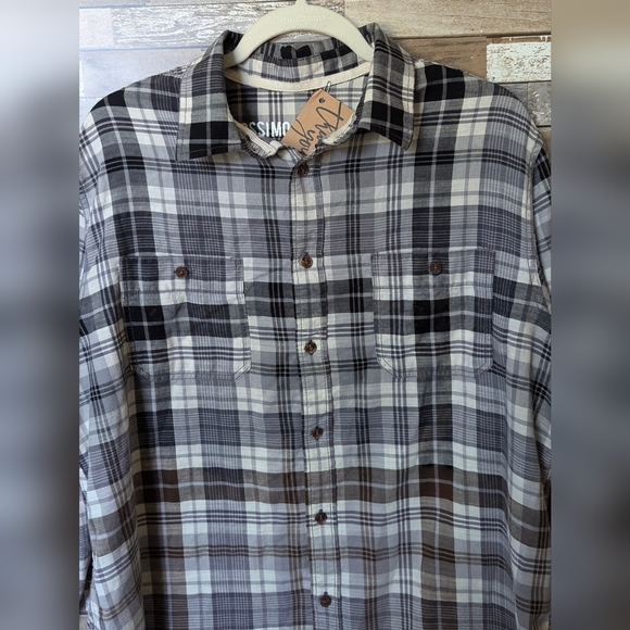 Kansas City Chiefs Upcycled Handcrafted Dip Dye Bleach Button Down Shirt - Picture 12 of 15